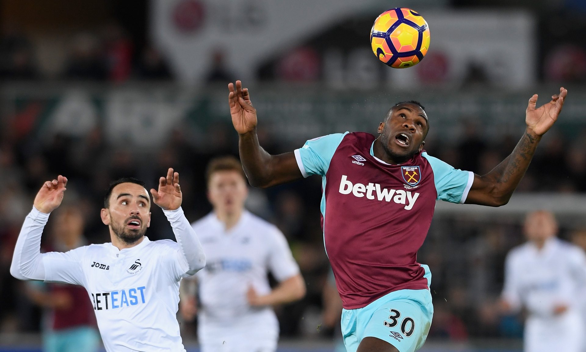 背后的强大 背后的强大